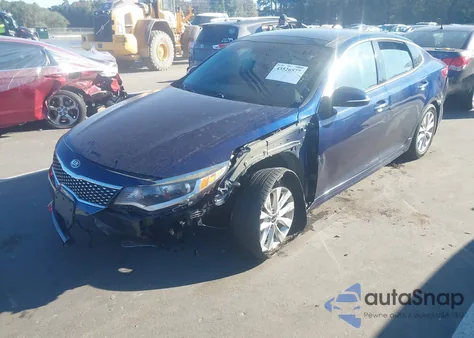 2018 Kia Optima S z USA, uszkodzony, nr VIN 5XXGT4L30JG181541